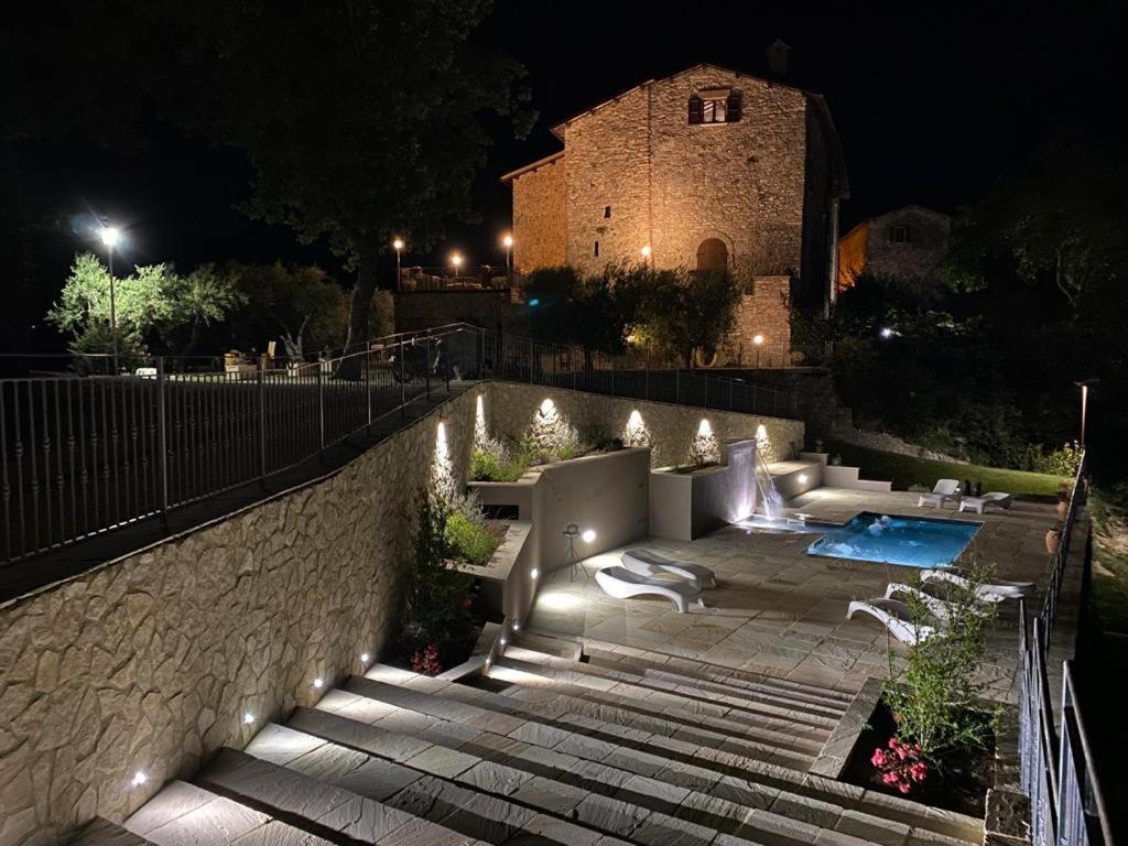 CrocemaroggiaIl Castello Di Perchia公寓式酒店 外观 照片