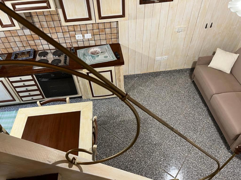 CrocemaroggiaIl Castello Di Perchia公寓式酒店 外观 照片