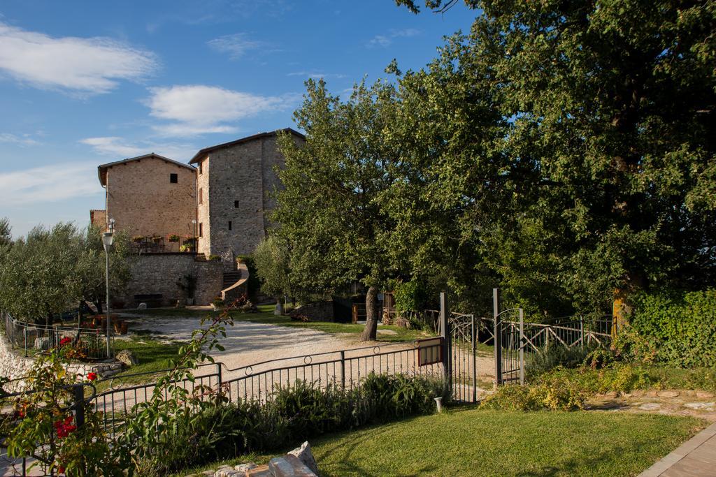 CrocemaroggiaIl Castello Di Perchia公寓式酒店 外观 照片