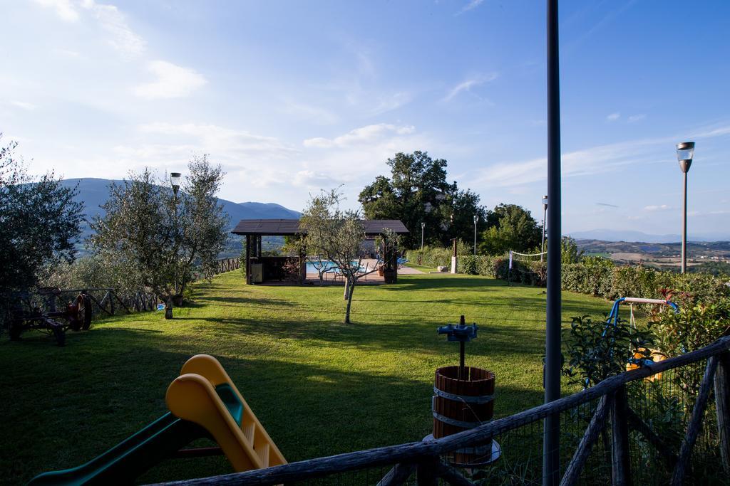 CrocemaroggiaIl Castello Di Perchia公寓式酒店 外观 照片